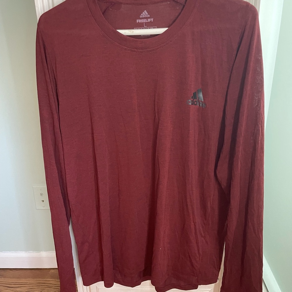 Adidas Large Long Sleeve (Never Worn) - 65% Polyester